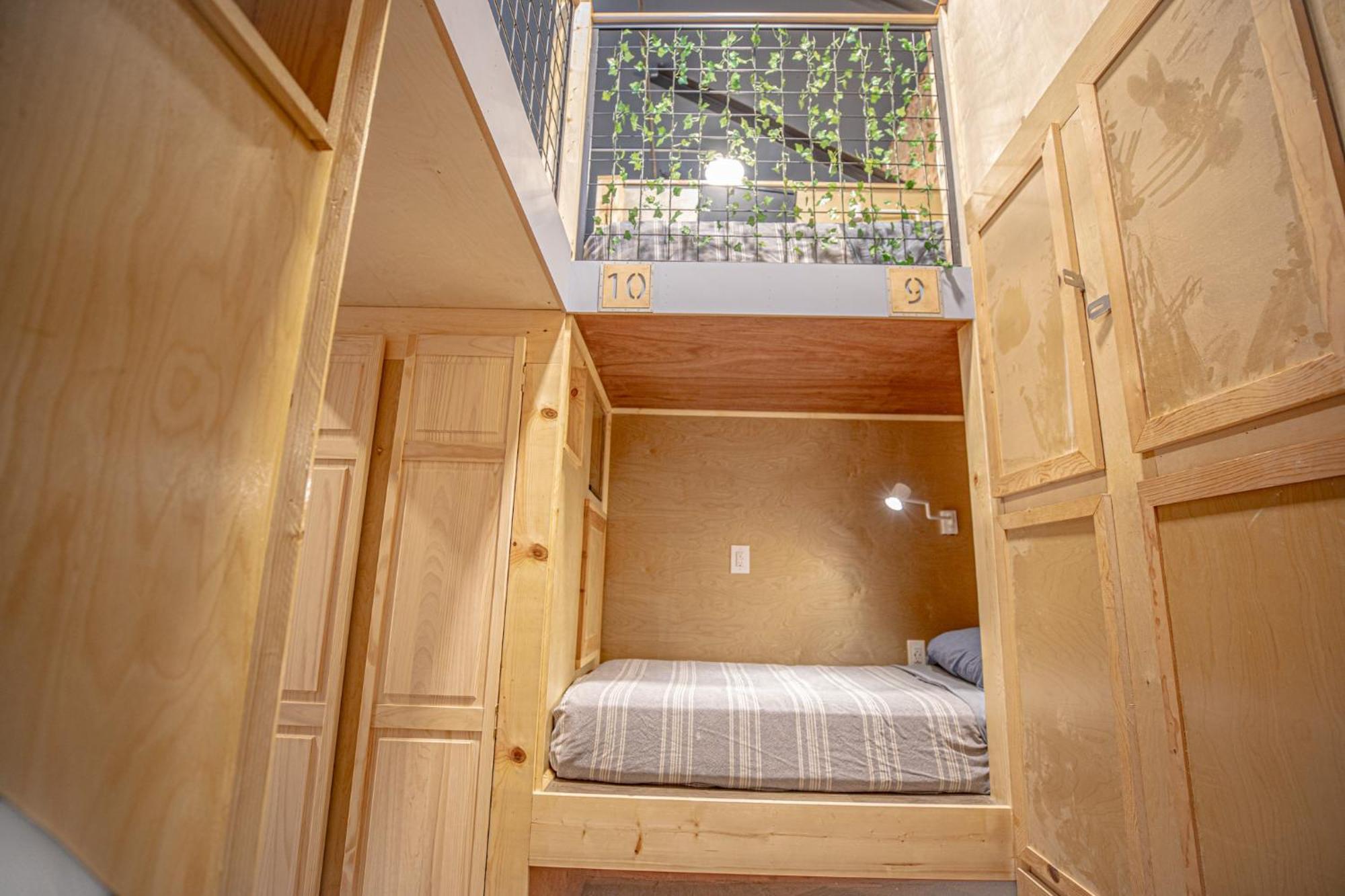 Social Stays - Santa Barbara'S First Hostel On State Street Exteriér fotografie