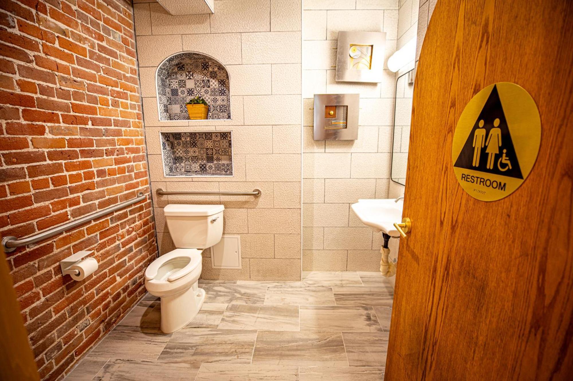 Social Stays - Santa Barbara'S First Hostel On State Street Exteriér fotografie